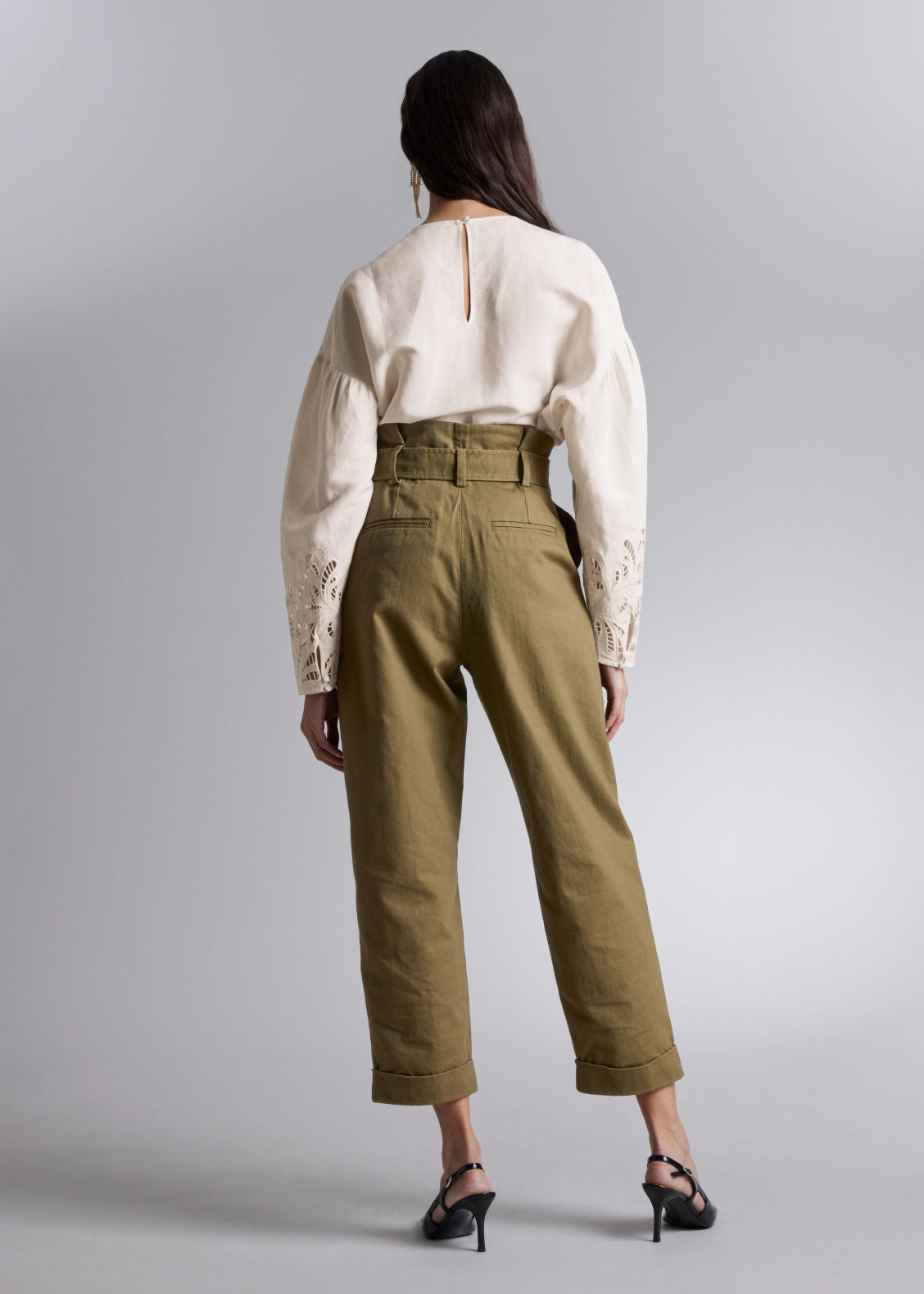 Cropped paperbag trousers
