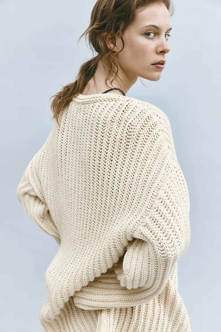 Wool-blend V-neck jumper