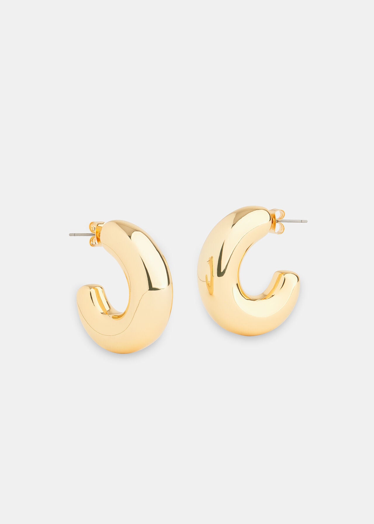 Curved hooped earrings