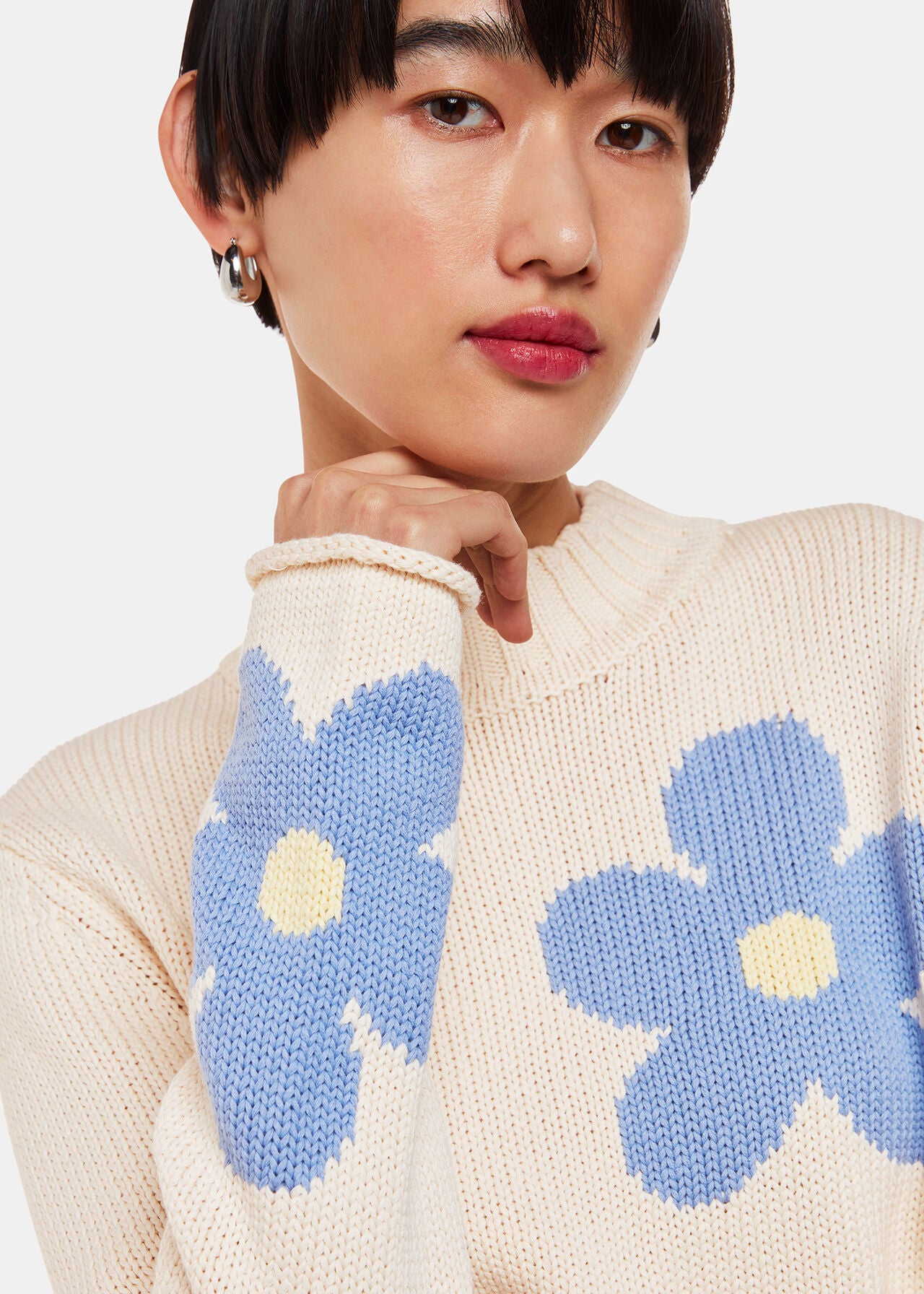 Flower cropped knitted jumper