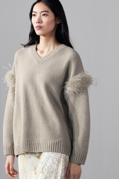 Oversized 100% wool feather sweater