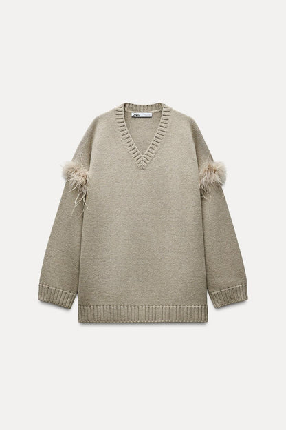 Oversized 100% wool feather sweater