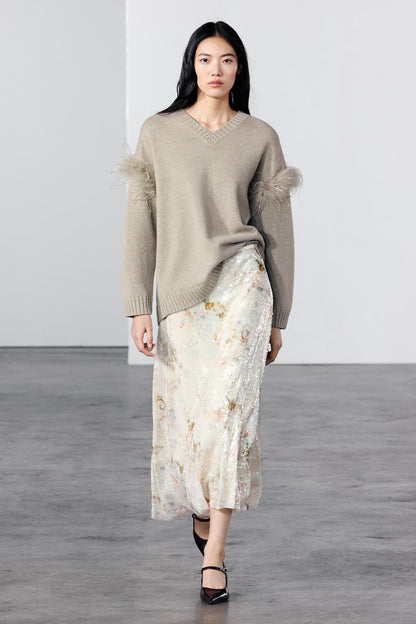 Oversized 100% wool feather sweater