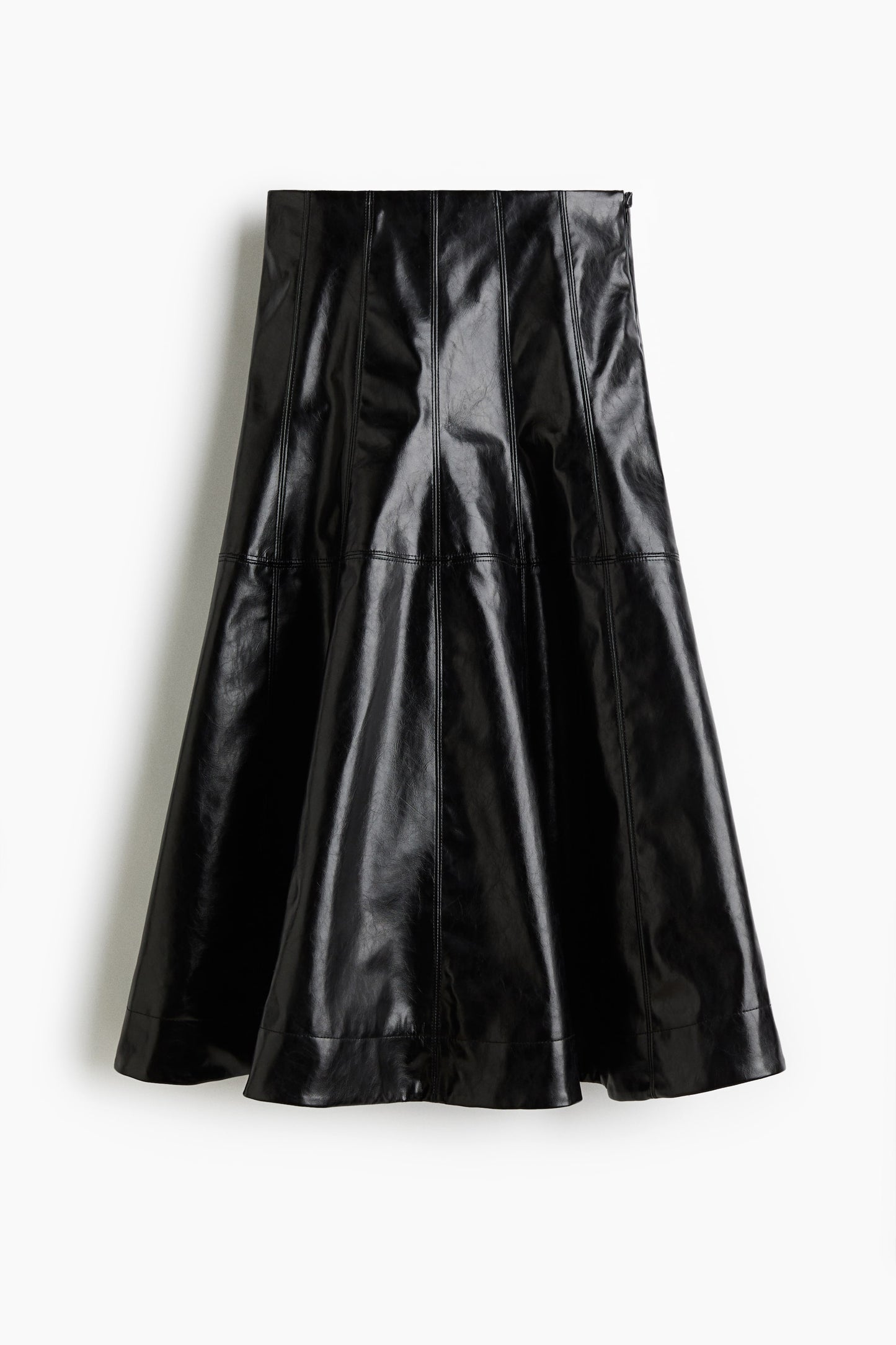 Coated circular skirt
