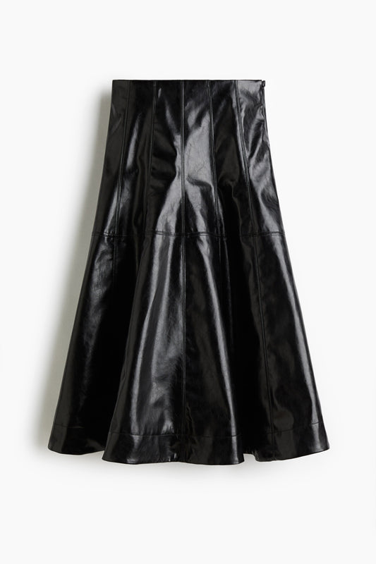 Coated circular skirt