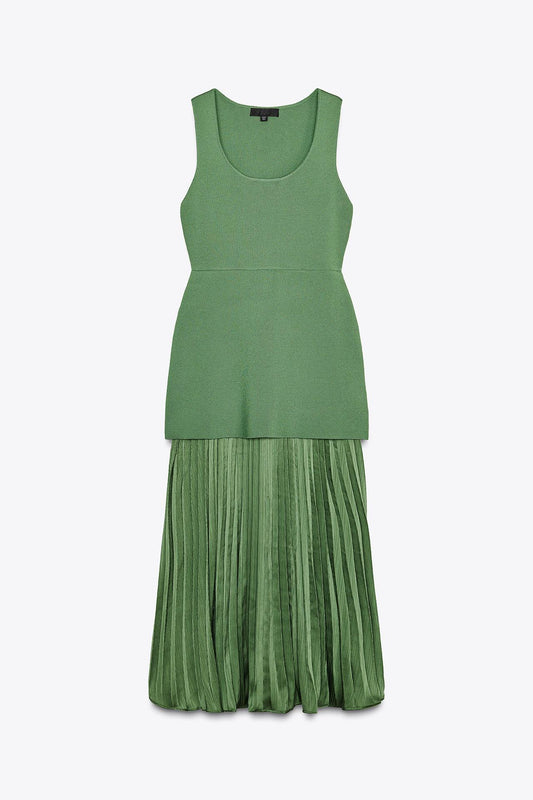 Pleated knit combination dress