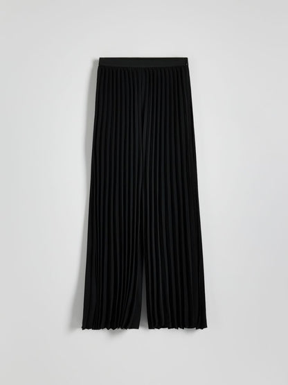 Pleated wide leg trousers