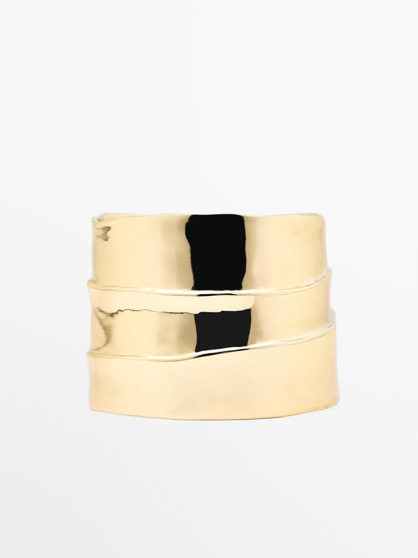 Pleated metal cuff