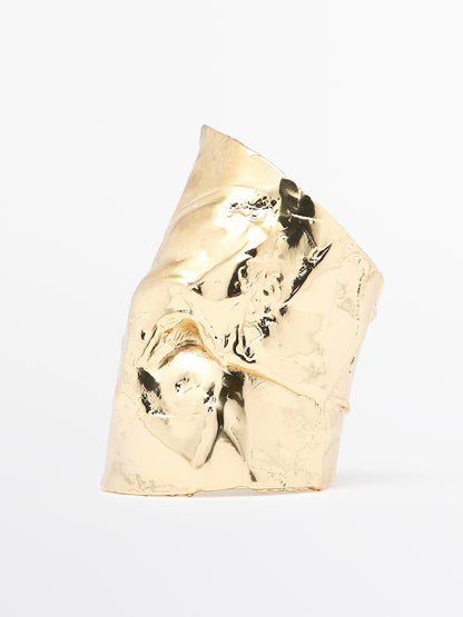 Irregular-shaped cuff