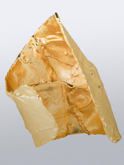 Irregular-shaped cuff