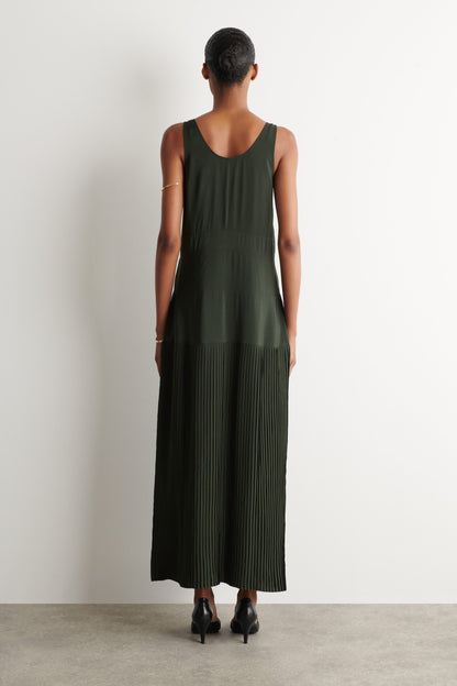 Gathered pleated V-neck maxi dress