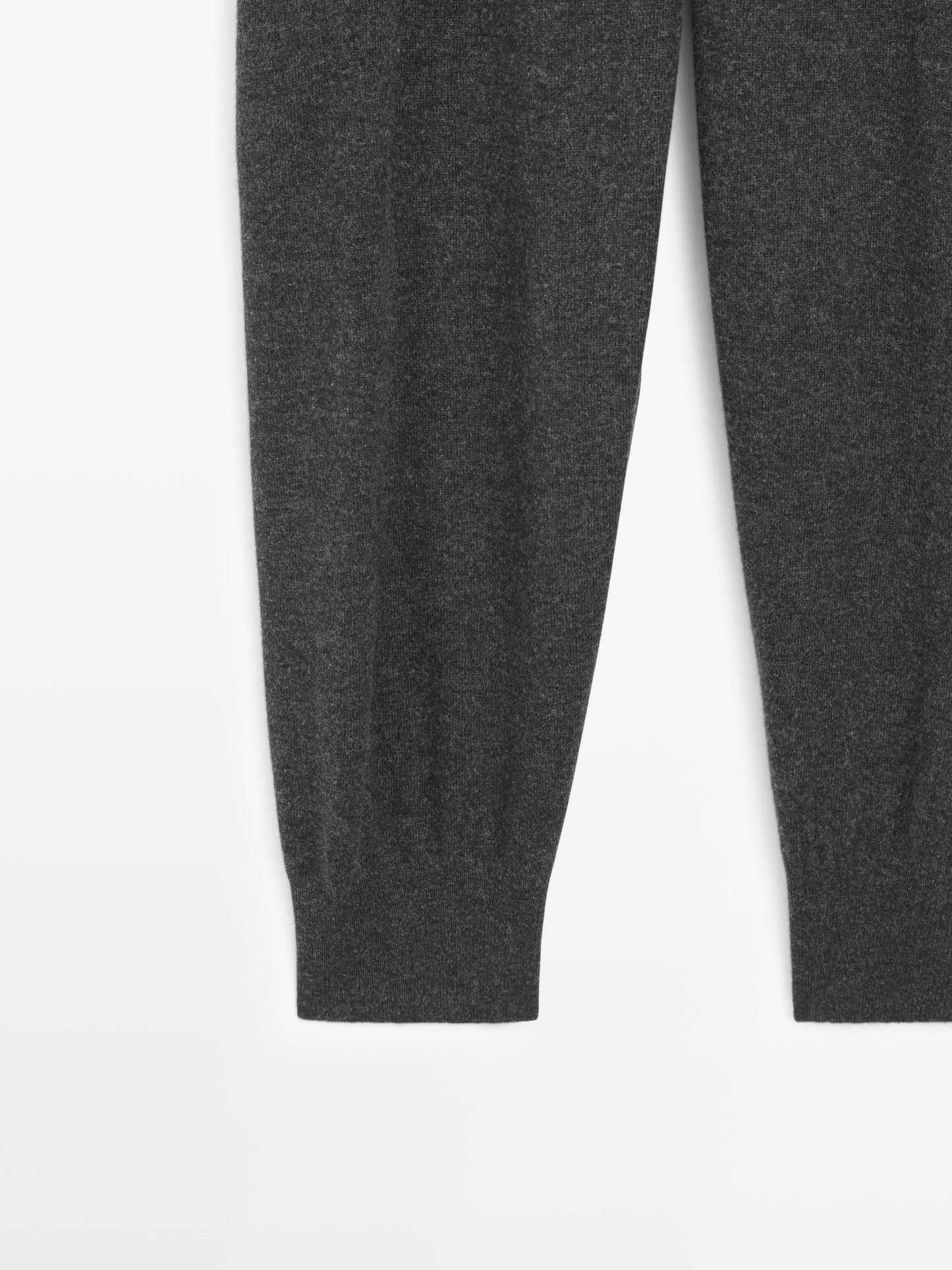 100% wool knit sarouel trousers with pockets