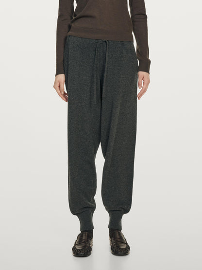 100% wool knit sarouel trousers with pockets