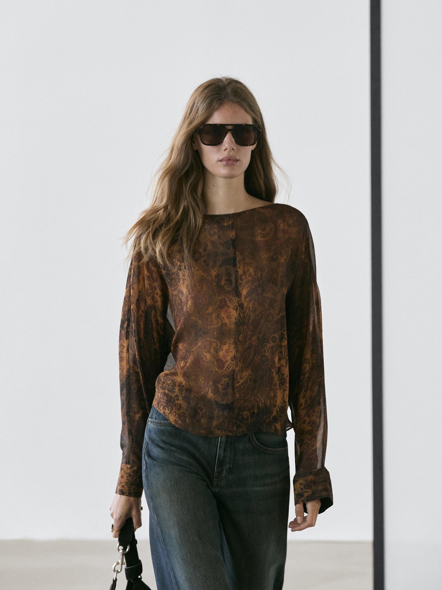 Flowing printed blouse