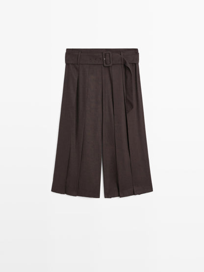 Skort trousers with belt