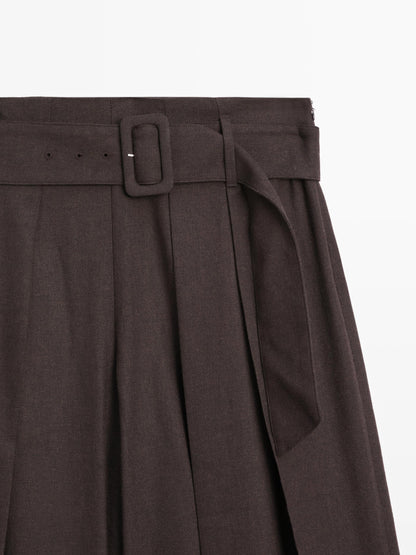 Skort trousers with belt
