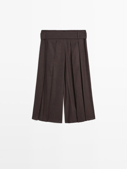 Skort trousers with belt
