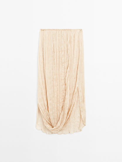 Pleated Skirt Turned-Up Detail