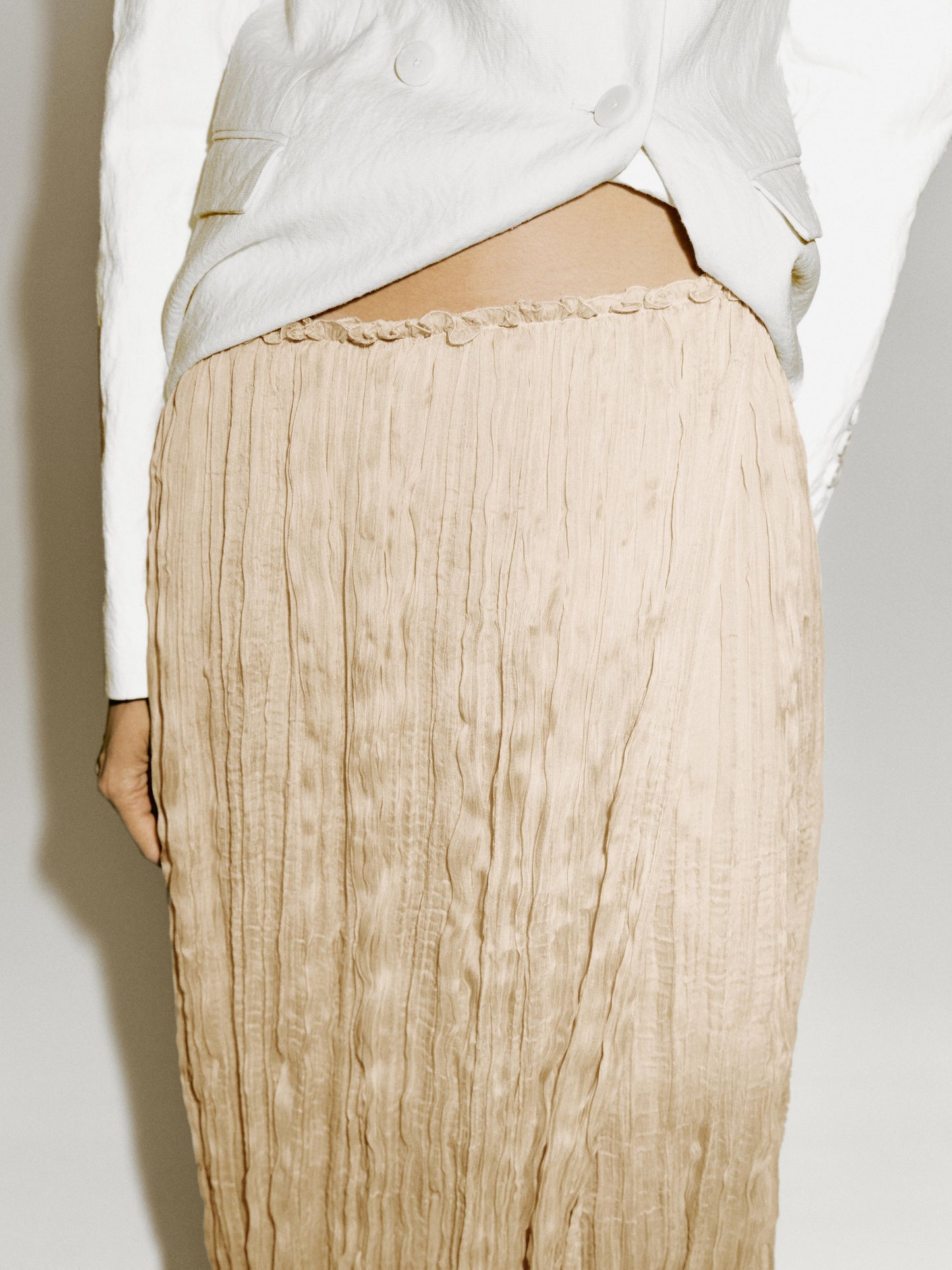Pleated Skirt Turned-Up Detail