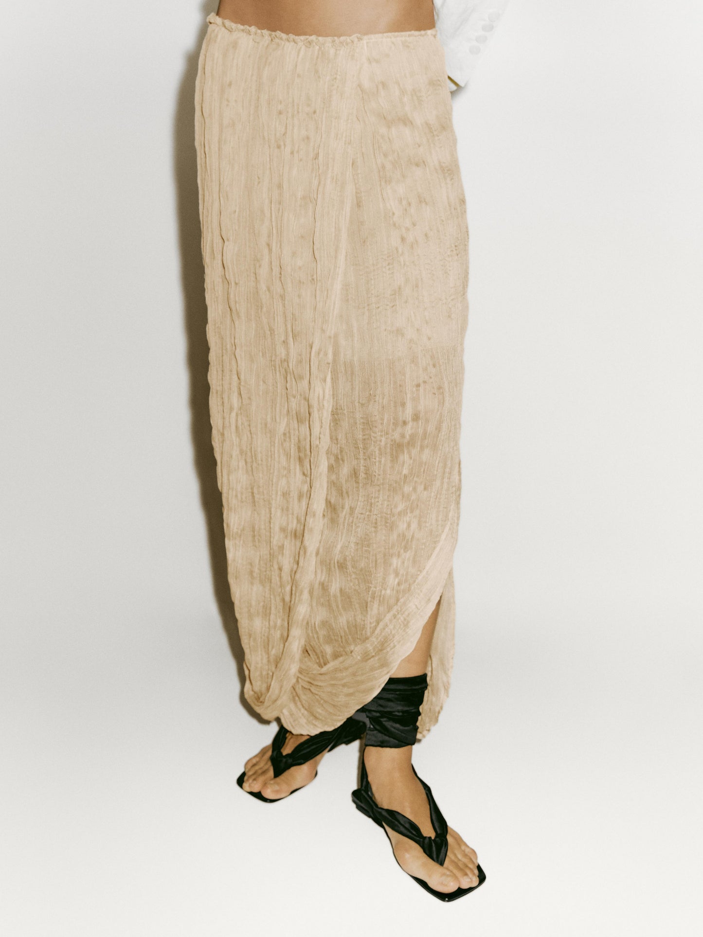 Pleated Skirt Turned-Up Detail