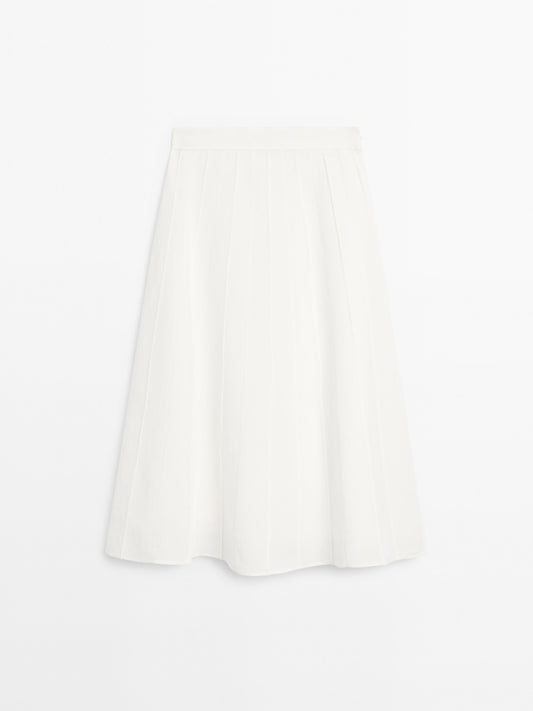 Flared midi skirt with seam details