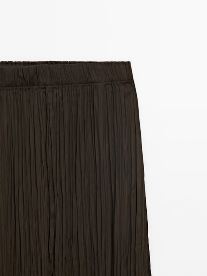 Midi skirt with pleated detail