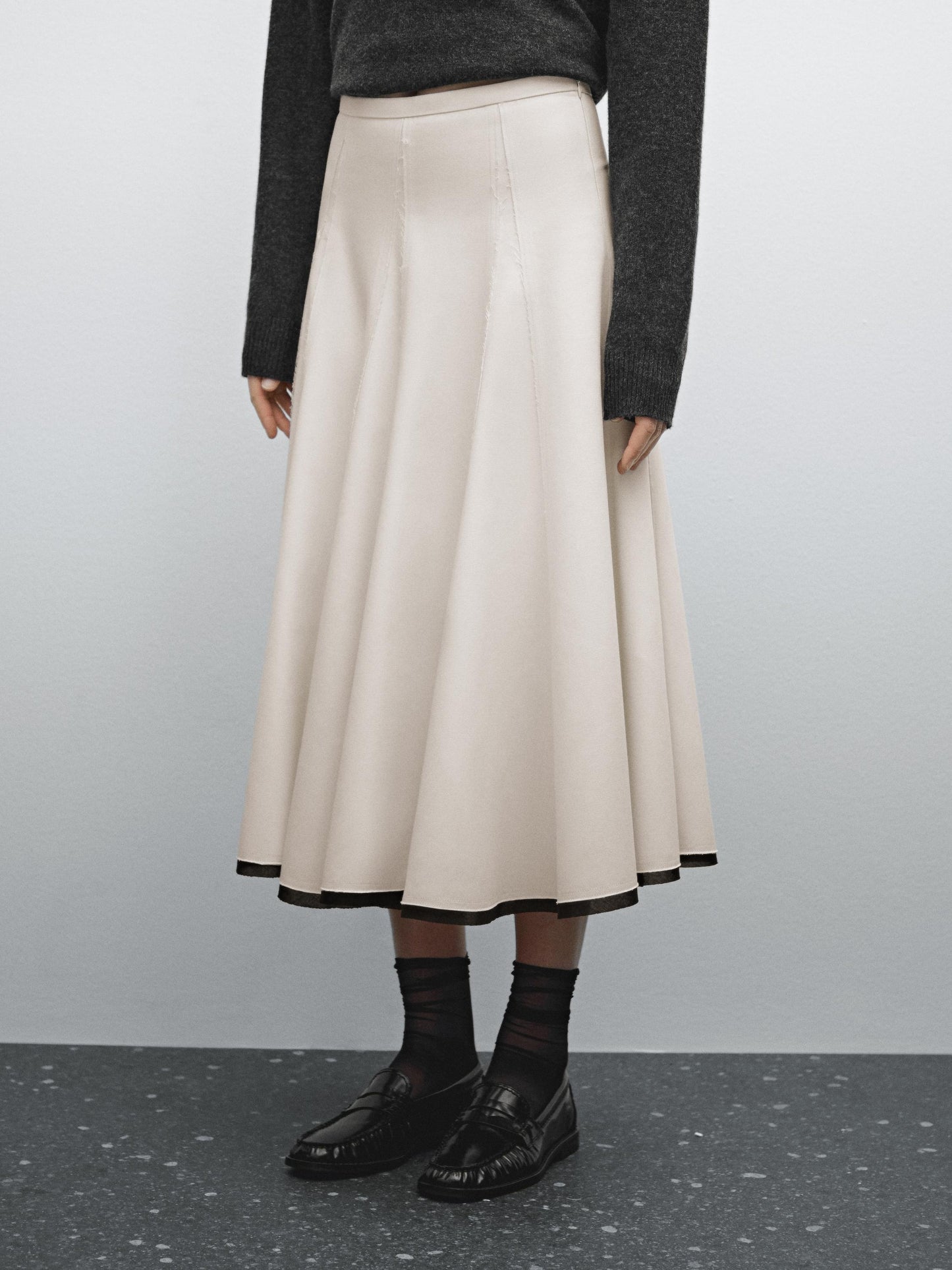 Flounce midi skirt with contrasting detail