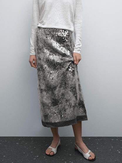 Midi skirt with sequins