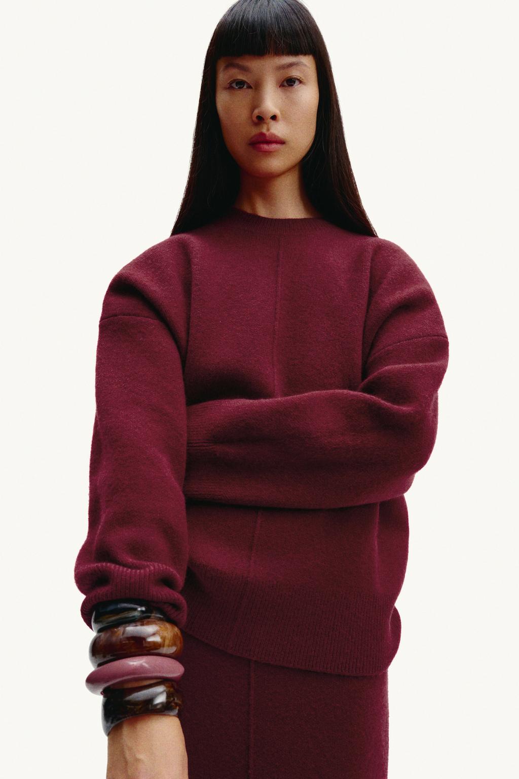 Plain knit sweater