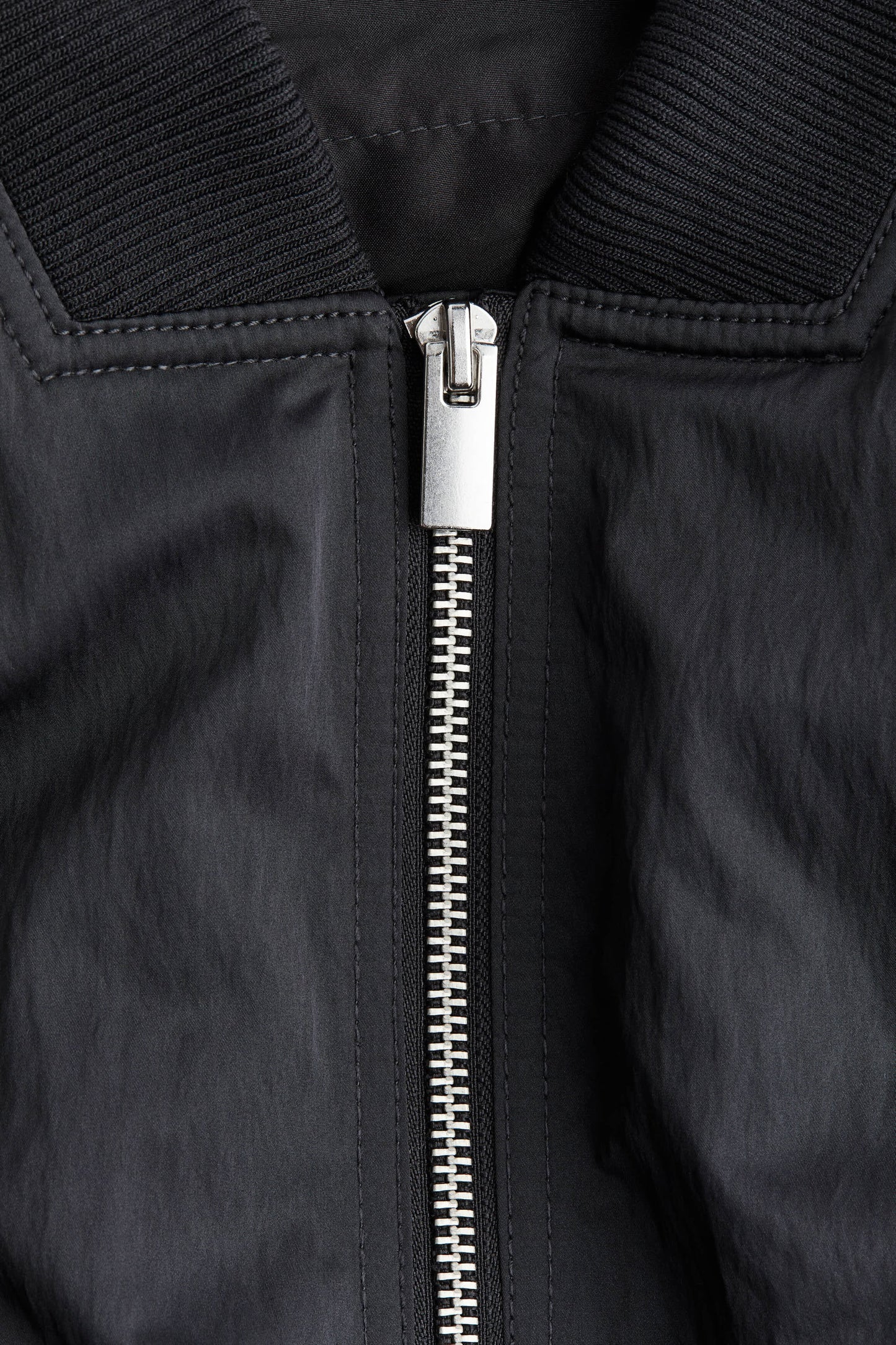 Shoulder-pad bomber jacket