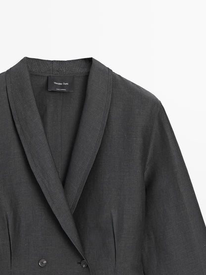 Lightweight double-breasted wool blend blazer