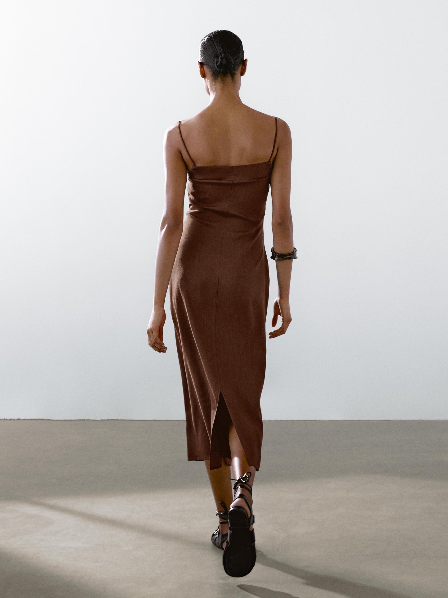 Gathered linen blend midi dress