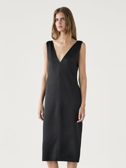 Midi dress with V-neckline