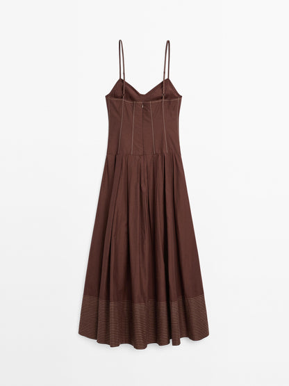 Bodice dress with contrast seams