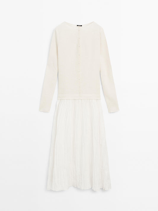 Long contrast pleated dress
