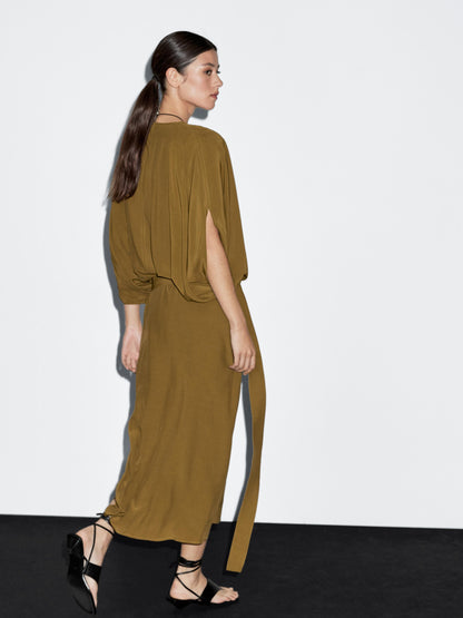 Wrap dress with buckle