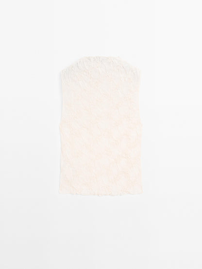 Creased-effect funnel neck top