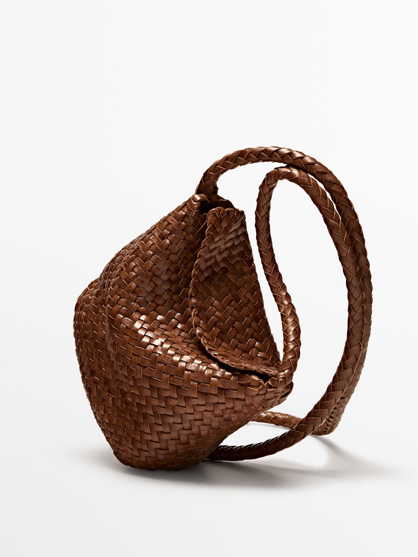 Braided leather shoulder bag