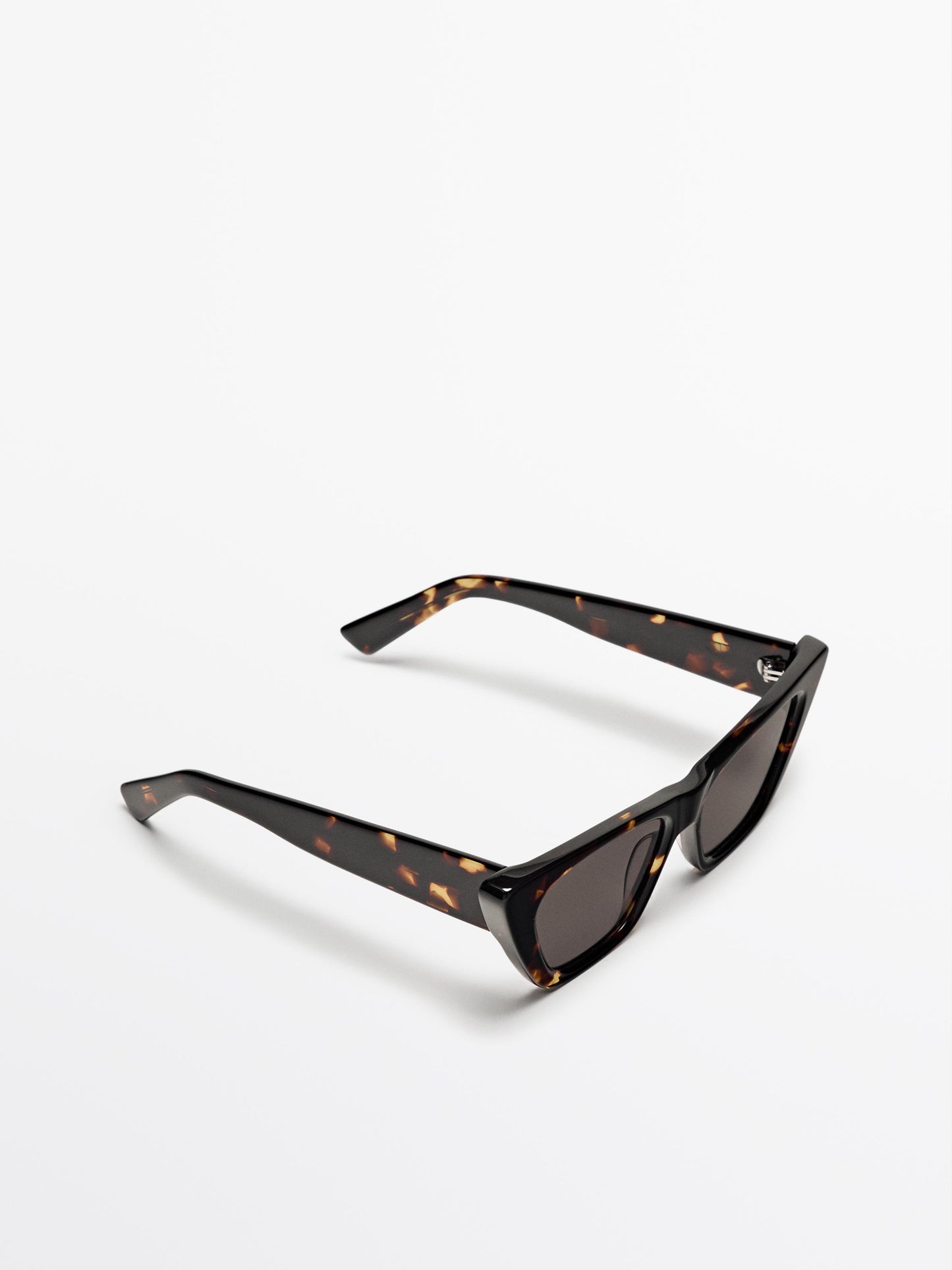 Tortoiseshell-effect cateye sunglasses