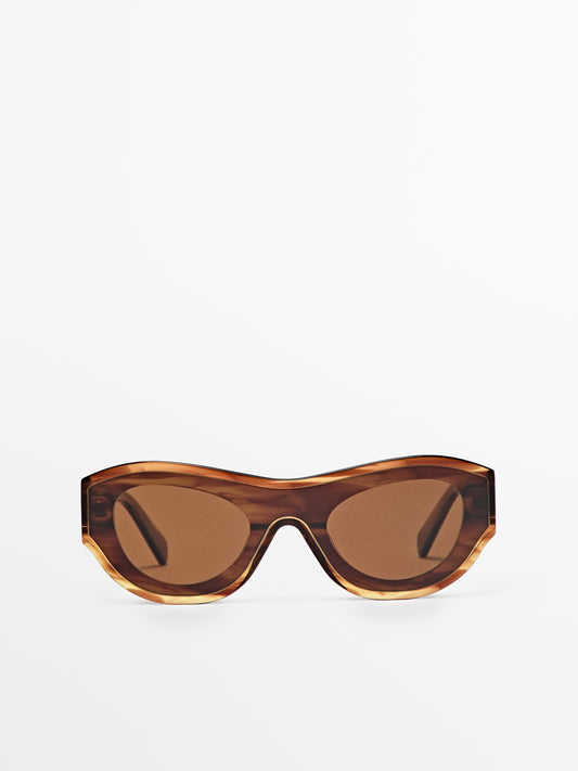 Double-effect sunglasses