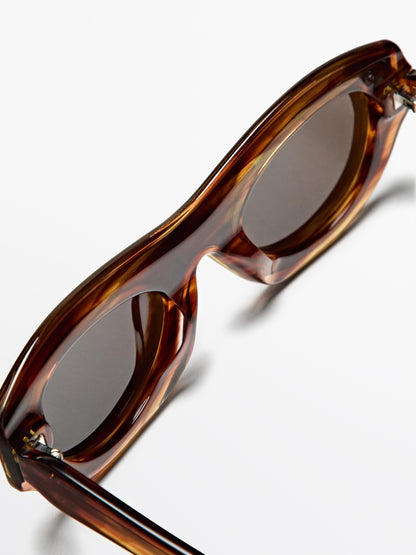 Double-effect sunglasses