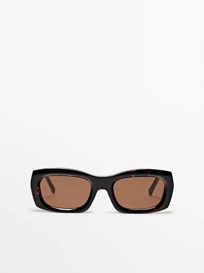Rectangular sunglasses