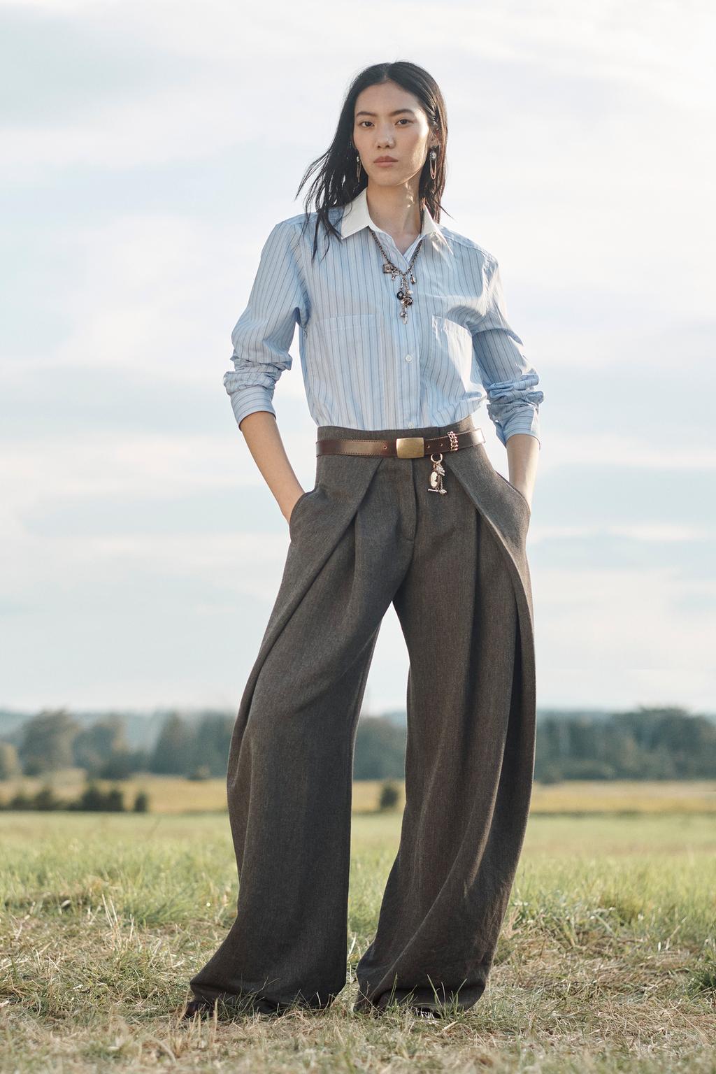 Limited Edition Striped Shirt With Contrast Collar