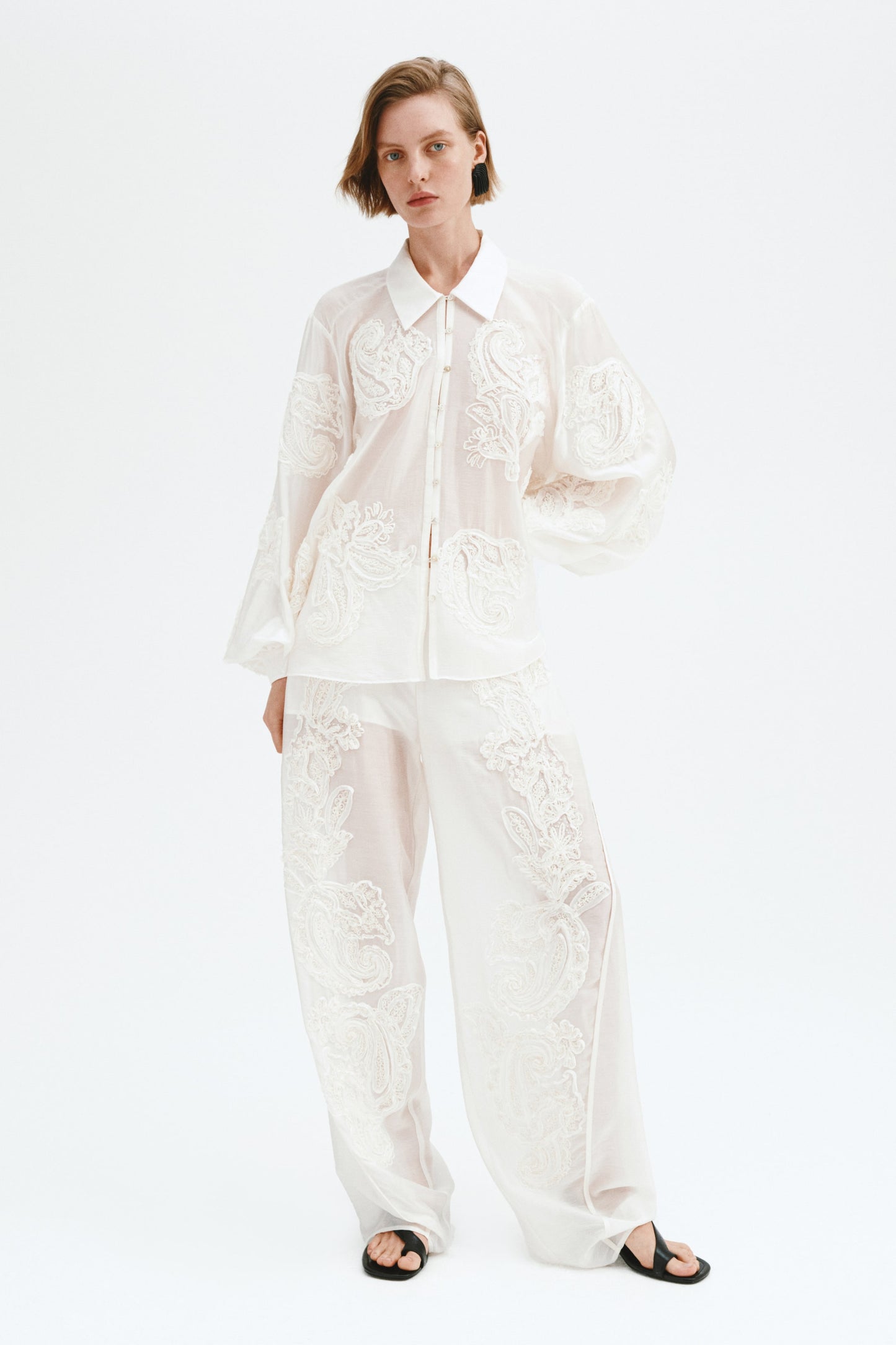 Appliquéd barrel trousers