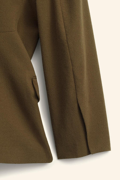 Limited edition 100% wool fitted blazer