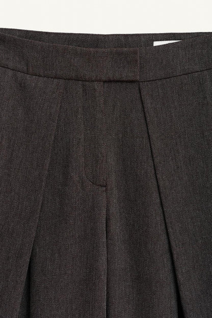 Limited Edition Volume Trousers With Pleats and Wool