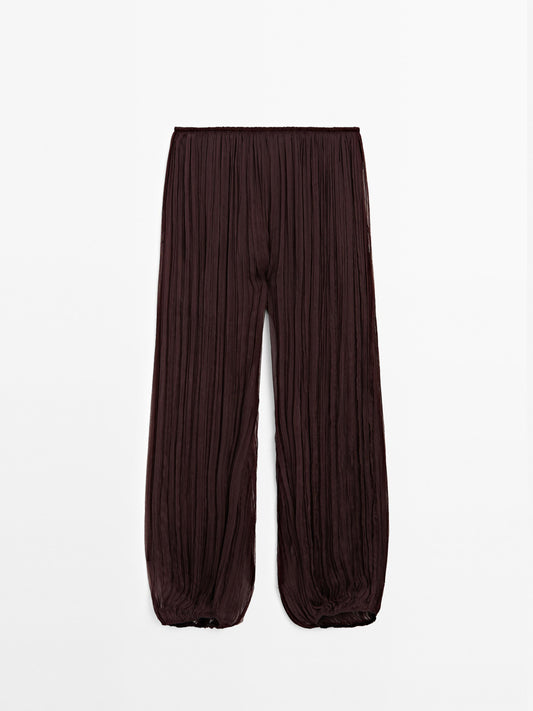 Flowing pleated balloon trousers