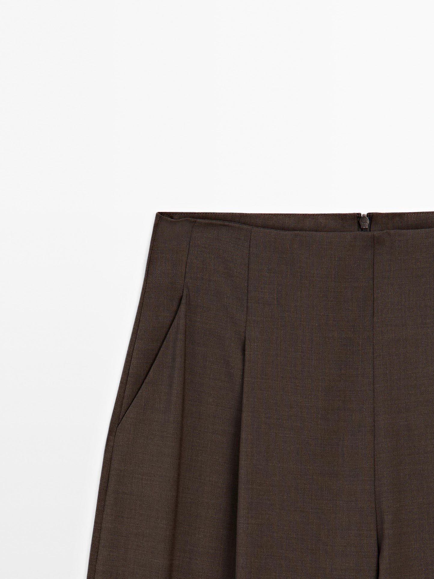 100% wool wide-leg darted trousers