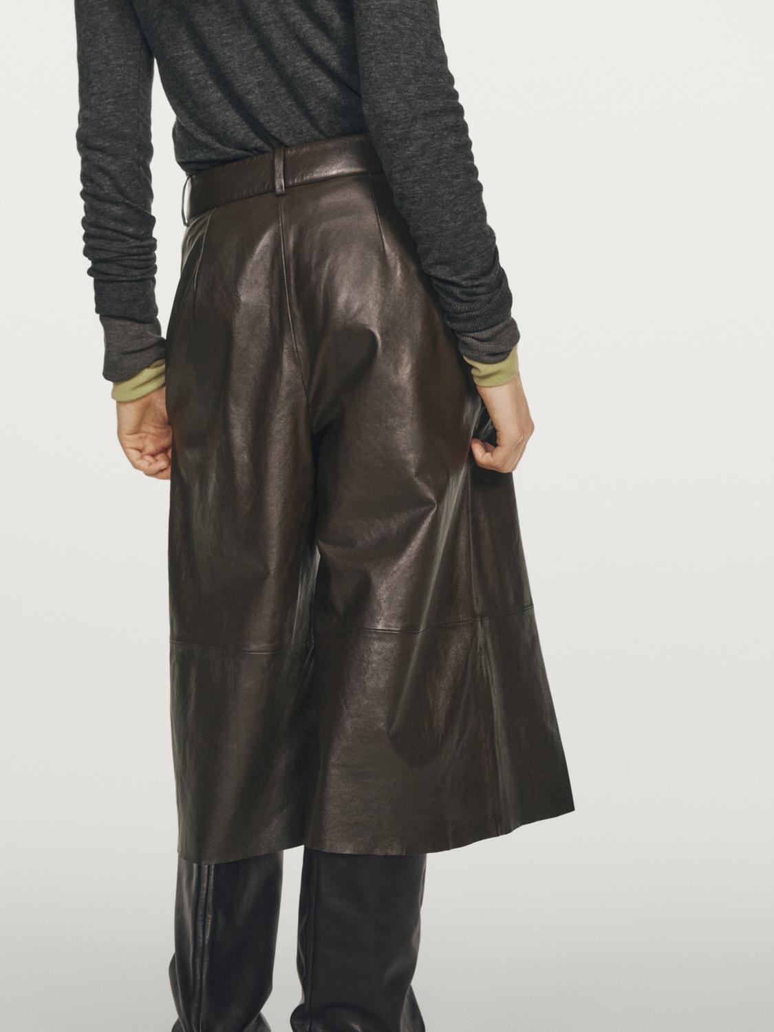 Long nappa leather Bermuda shorts with darts