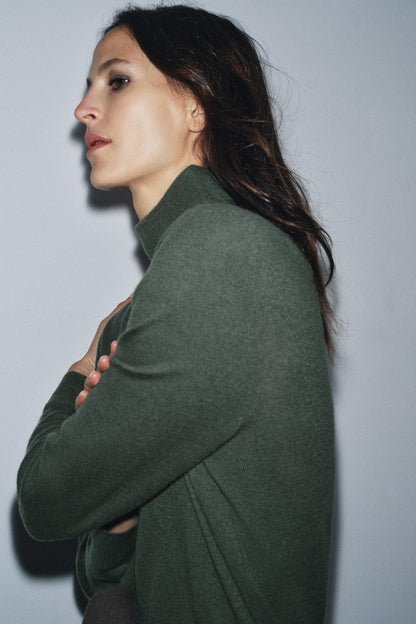 100% Extra Soft Wool Sweater